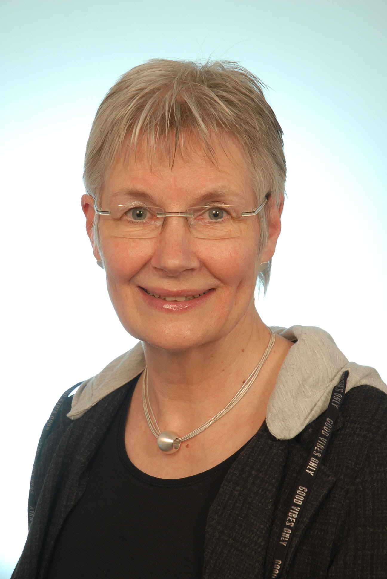  Barbara Zölch